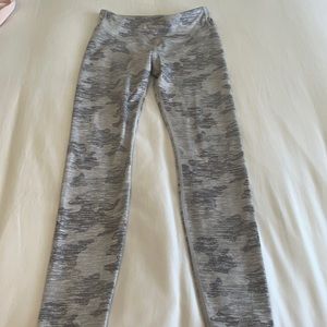 Athleta girls leggings